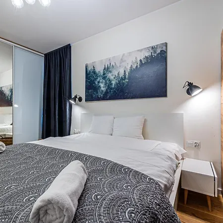 Apartament Rentplanet - Wyszynskiego 43